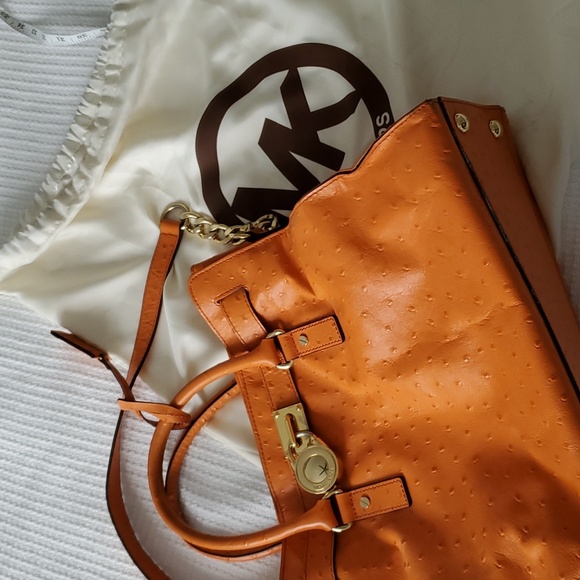 Michael Kors vintage Hamilton handbag.  Burnt orange color. Includes dust bag - Picture 12 of 12